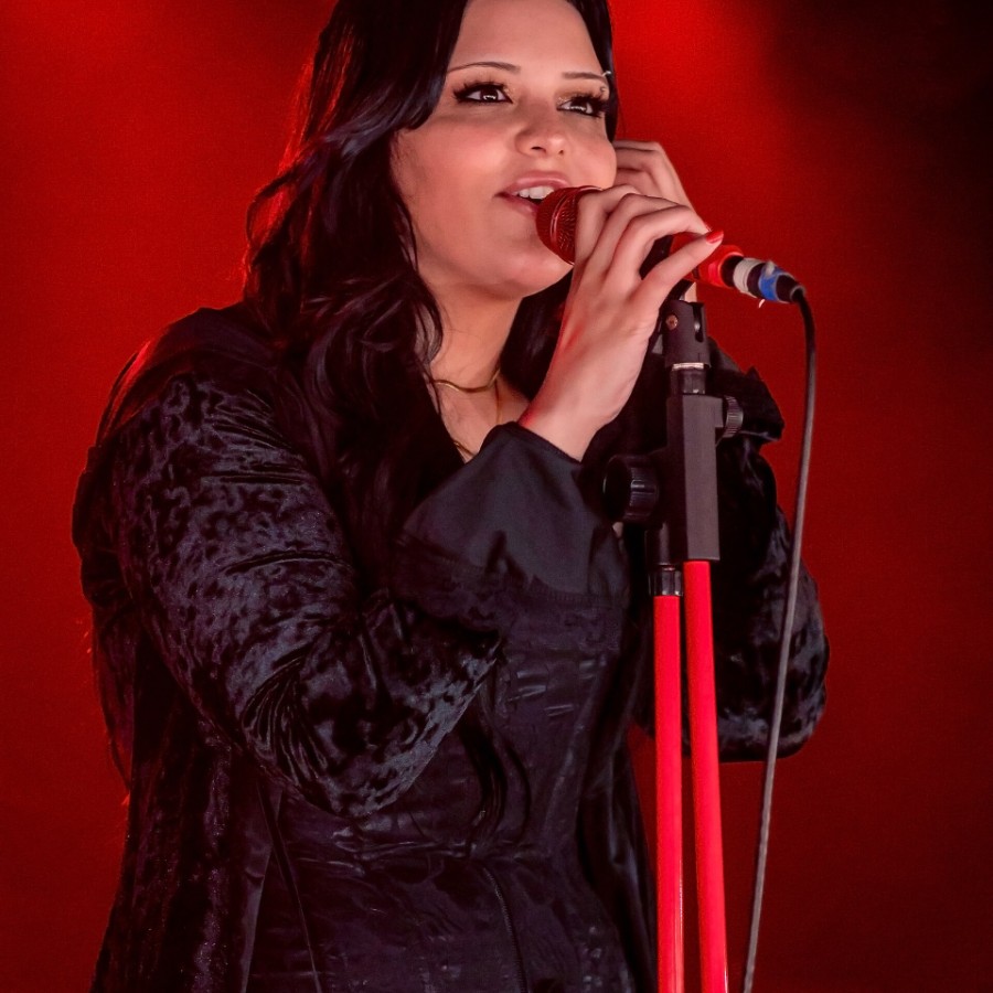 Amira Elfeky performing live at the Moroccan Lounge in 2024