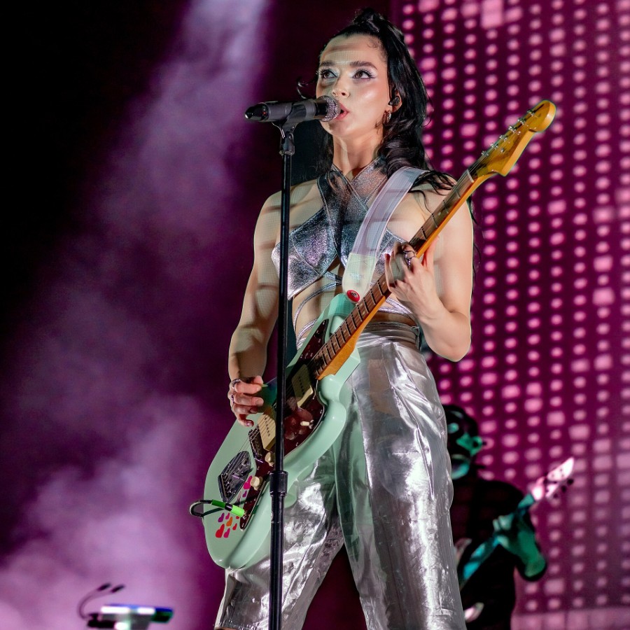 Poppy performing live at The Wiltern in Los Angeles, 2023